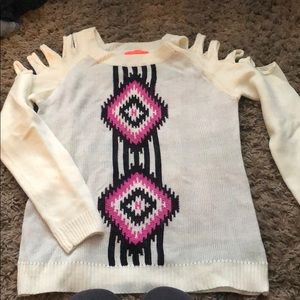 Comfy lulumari sweater! Like new